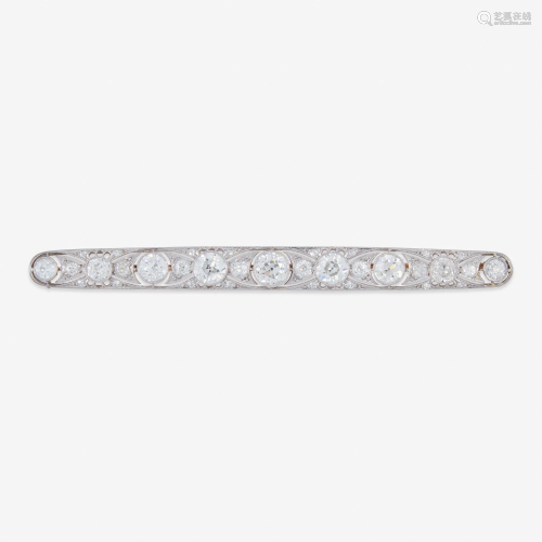 An Art Deco diamond and platinum bar brooch,