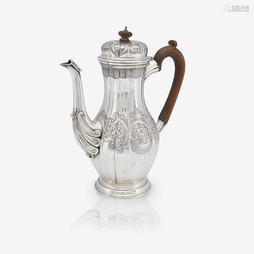 A George V sterling silver coffee pot, Lionel Alfred