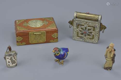 A Chinese 20th C. Jewellery box