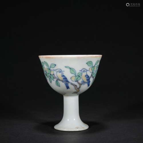 A DouCai 'floral' cup,Ming dynasty
