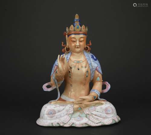 A famille-rose figure of Avalokiteshvara,Qing dynasty