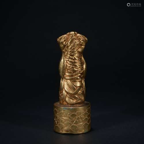 A gilt-bronze beast seal,Qing dynasty