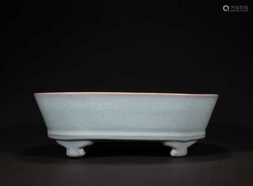 A officer glazed washer,Qing dynasty