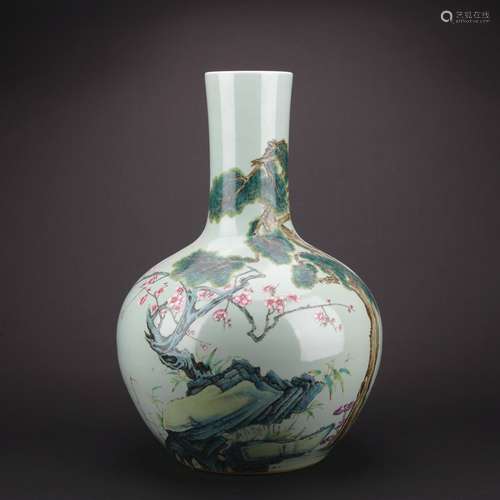 A famille-rose 'floral' globular vase,Qing dynasty