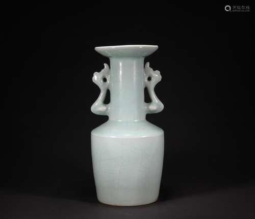 A officer glazed vase,Qing dynasty