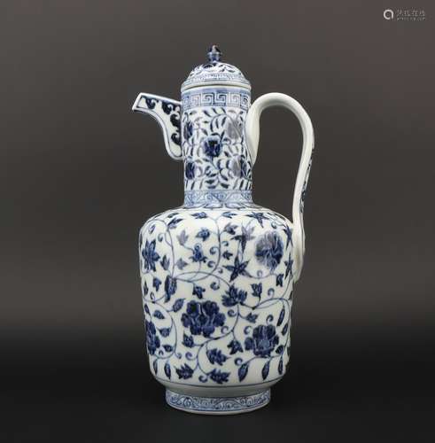 Ming dynasty blue and white pot