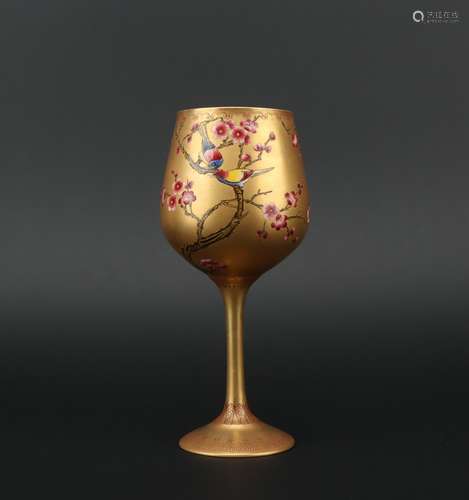 Qing dynasty famille-rose winecup