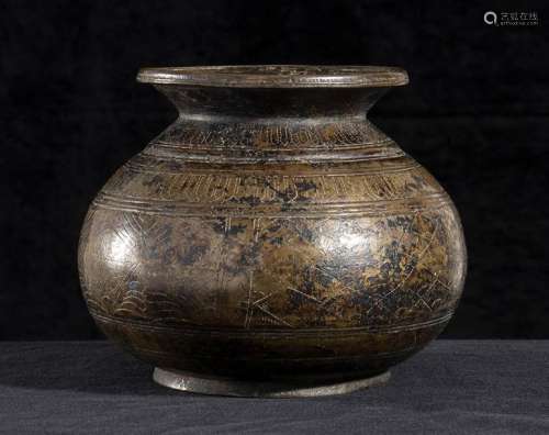 A BRONZE GLOBULAR VASE India (?), 19th century Dec…