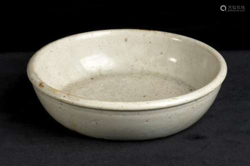 A GLAZED CERAMIC BOWL Korea, Joseon dynasty, 19th …