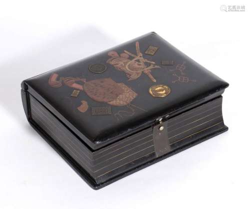 A LACQUERED AND GILT WOOD BOX Japan, Meiji period …