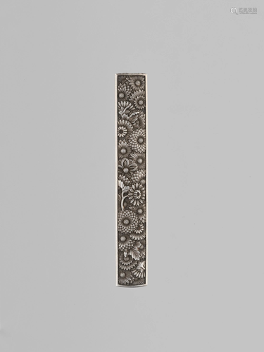 NARITA EZUI: A FINE SILVER KOZUKA WITH KIKU