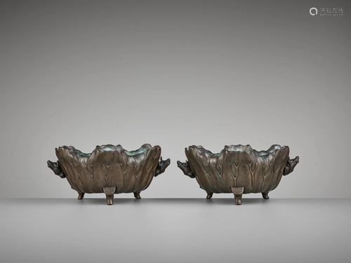 A PAIR OF BRONZE 'LOTUS AND FROG' WATER B…