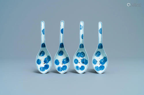 Four Chinese pierced blue and white spoons, 19/2…