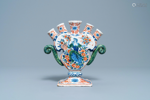 A Dutch Delft cashmere palette tulip vase, 1st quarter