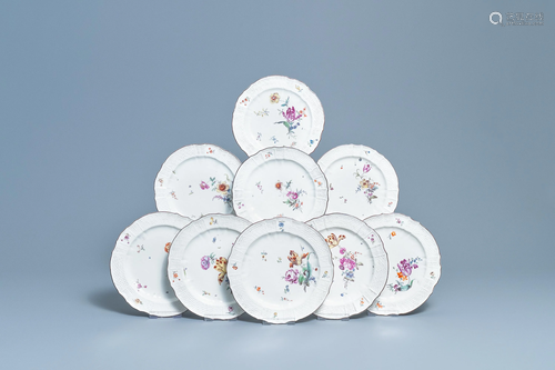 Nine polychrome Hochst porcelain plates with flowers,