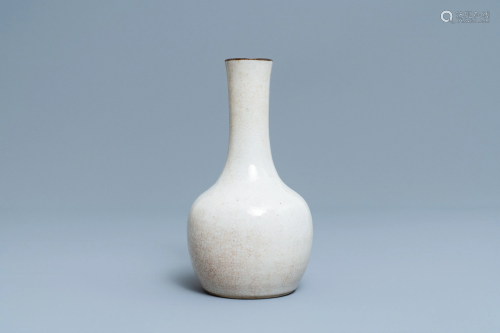 A Chinese crackle-glazed bottle vase, Chenghua…