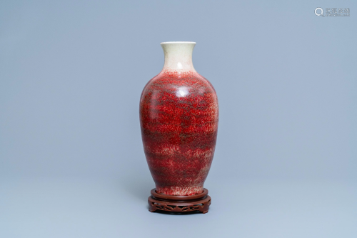 A Chinese monochrome peachbloom glazed vase, 18/…