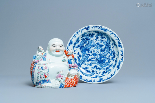 A Chinese blue and white 'dragon' dish and a fa…