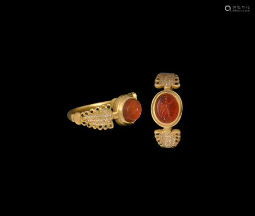 Elizabethan Gold Ring with Roman Gemstone