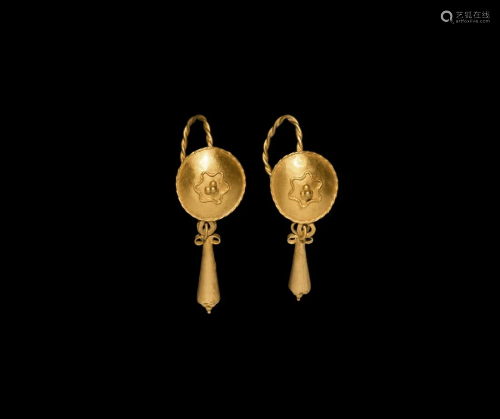 Roman Gold Earrings with Pendant Drops