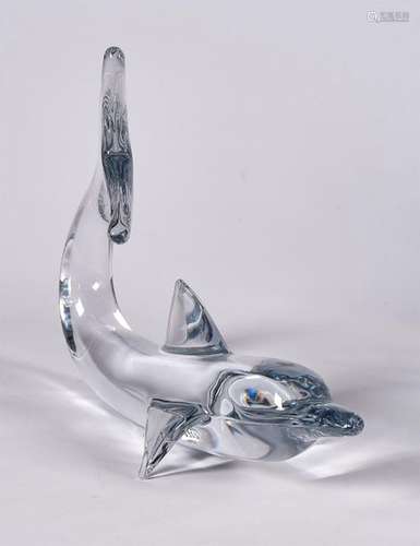 DAUM : SCULPTURE in crystal representing a dolphin…