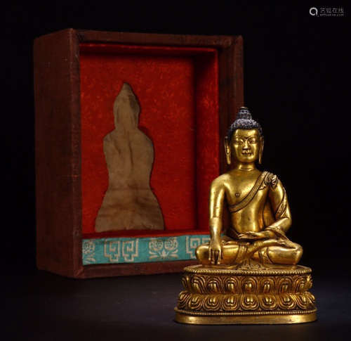 CHINESE GILT BRONZE BUDDHA