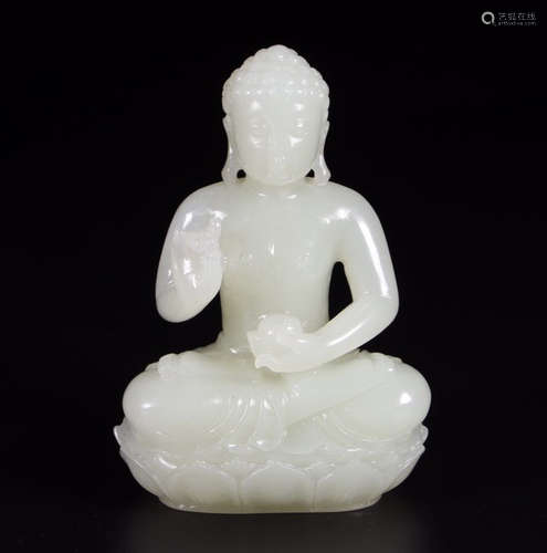 CHINESE CARVED HETIAN JADE BUDDHA