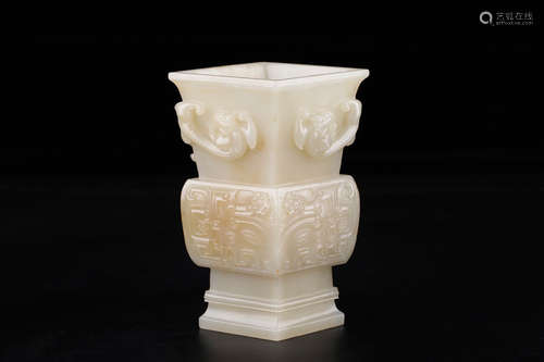 CHINESE CARVED HETIAN JADE VASE