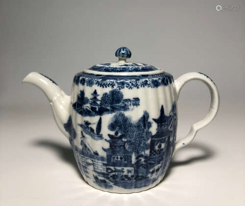 CHINESE BLUE & WHITE TEA POT