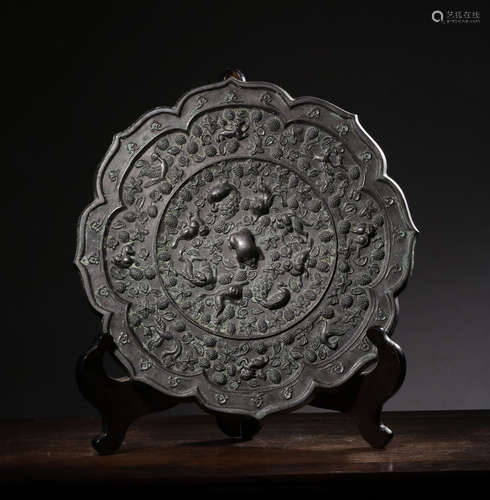 CHINESE BRONZE MIRROR