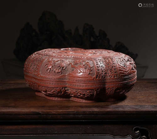 QIANLONG MARK, CHINESE CARVED WOOD CONTAINER