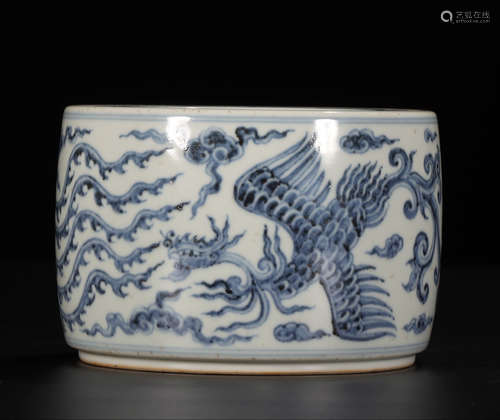 XUANDE MARK, CHINESE BLUE & WHITE JAR