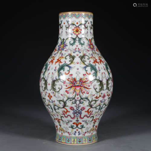 QIANLONG MARK, CHINESE GILT FAMILLE ROSE VASE