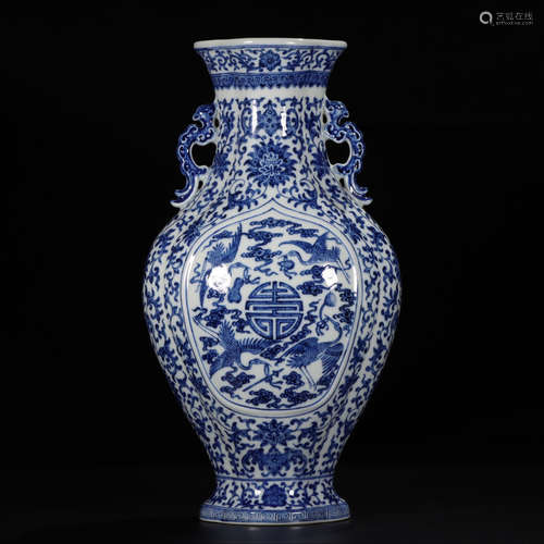 YONGZHENG MARK, CHINESE BLUE & WHITE VASE