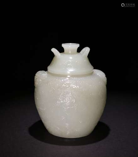 A QING DYNASTY HETIAN JADE COVERED JAR