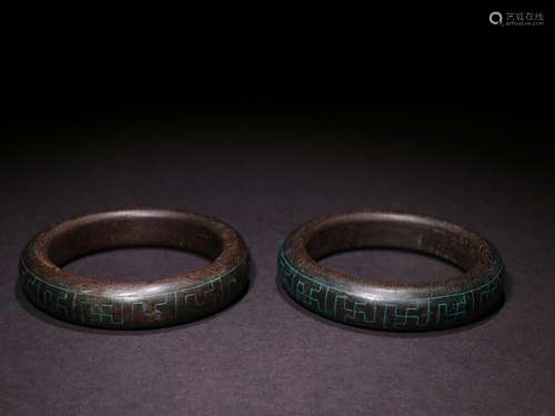 A PAIR OF QING DYNASTY AGARWOOD BRACELETS