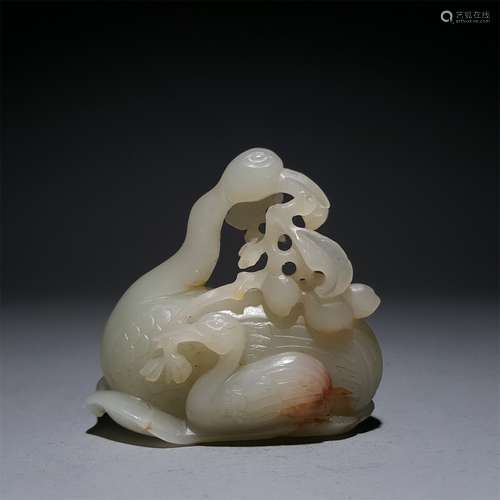 A QING DYNASTY HETIAN JADE RUYI GOOSE