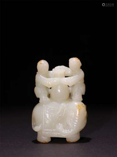 A QING DYNASTY HETIAN SEED JADE ELEPHANT CARVING