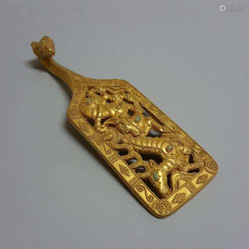 A WARRING STATES PERIOD PURE GOLD FRIED BEAD BELT HOOK