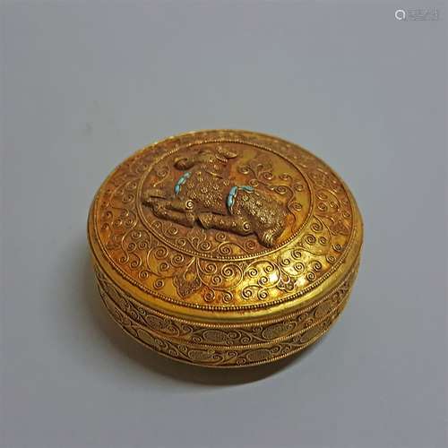 A TANG DYNASTY PURE GOLD FRIED BEAD POWDER BOX