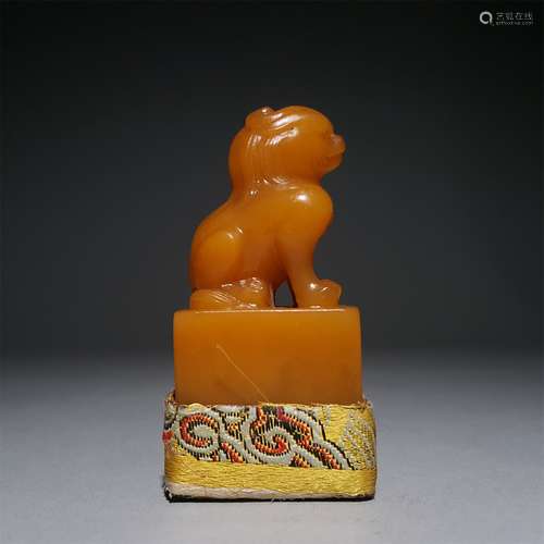 A QING DYNASTY YUN XIU'S TIAN HUANG ANIMAL BUTON SEAL