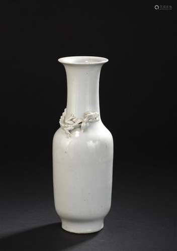 White porcelain vase China, 18th 19th century Balu…