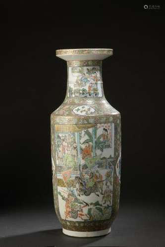 Large vase in Canton porcelain China, late 19th ce…