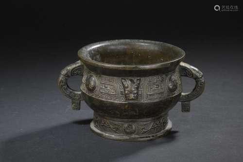 Mistletoe bronze perfume burner China, 19th 20th c…