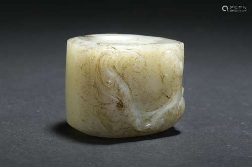 ARCHER RING in jade China Carved from a coiled chi…