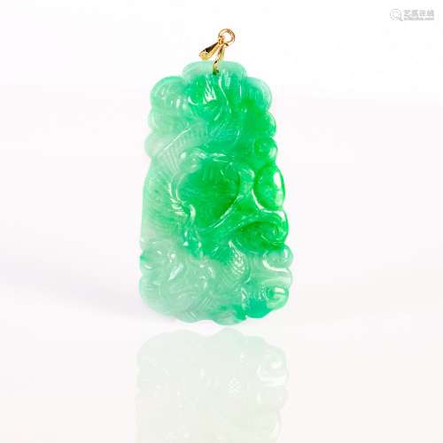 a fine, antique, Chinese jadeite pendant with gold ring,