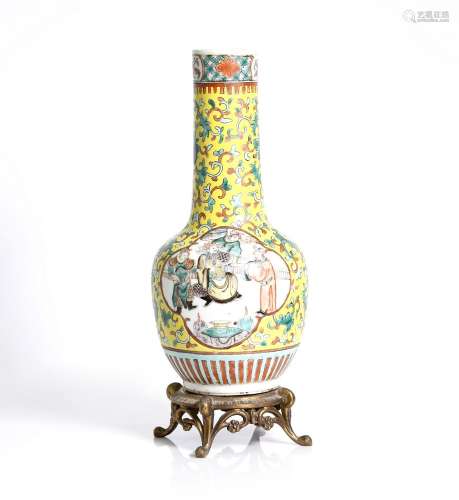 a fine, antique, Chinese vase. Qing dyn.