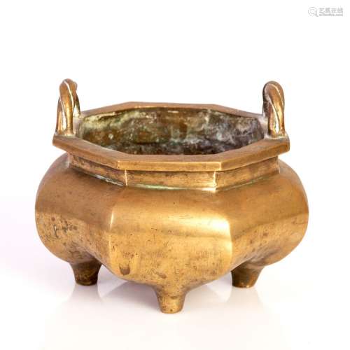 antique, chinese, bronze censer with Ming dyn. Reign mark.