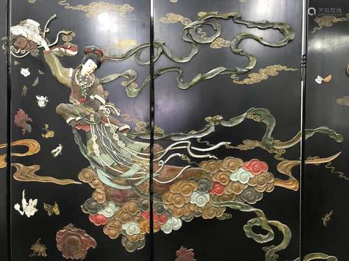 Four leaf screen in black lacquered wood decorated…