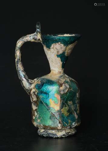 a chinese color glazeed ewer in the third century